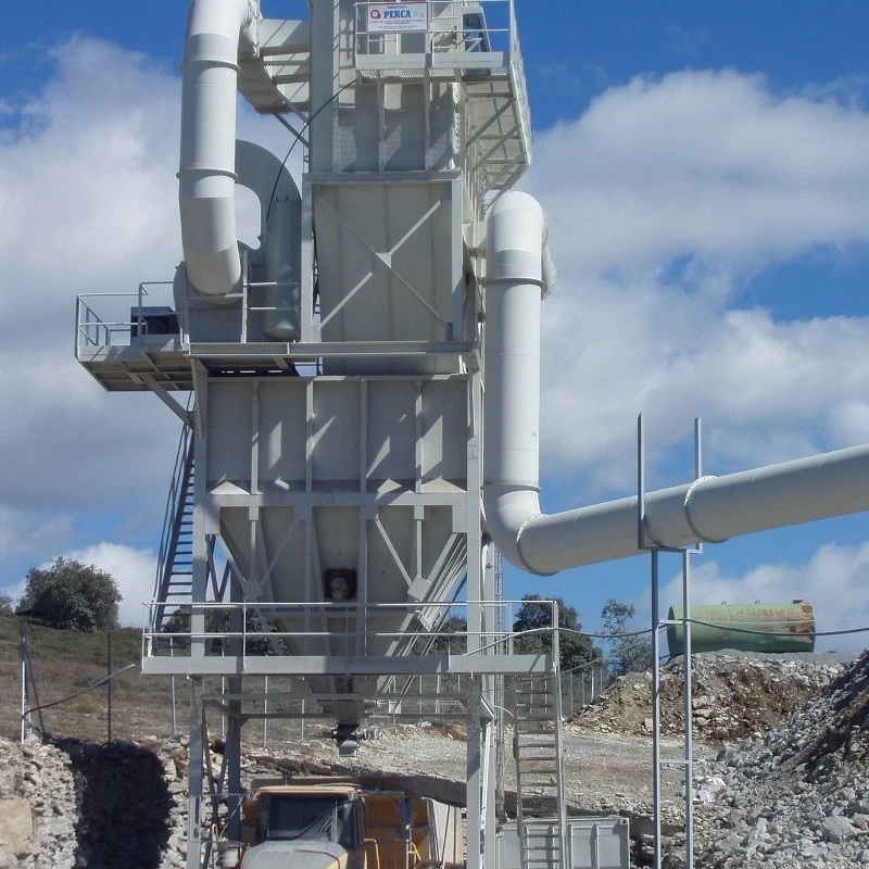 Filtros con limpieza de mangas por aire comprimido y desgarga a silo metálico