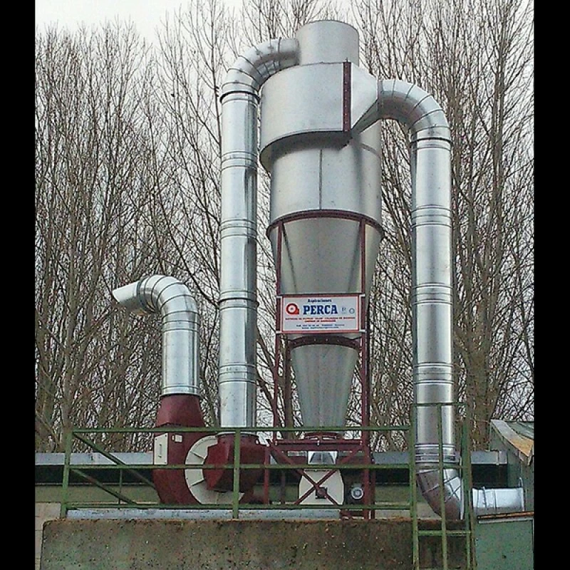 Ciclones con descarga a silo de construcción