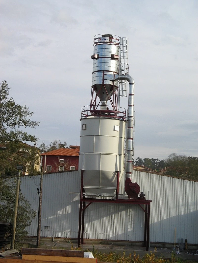 Silos de gran capacidad con filtro incorporado en la parte superior